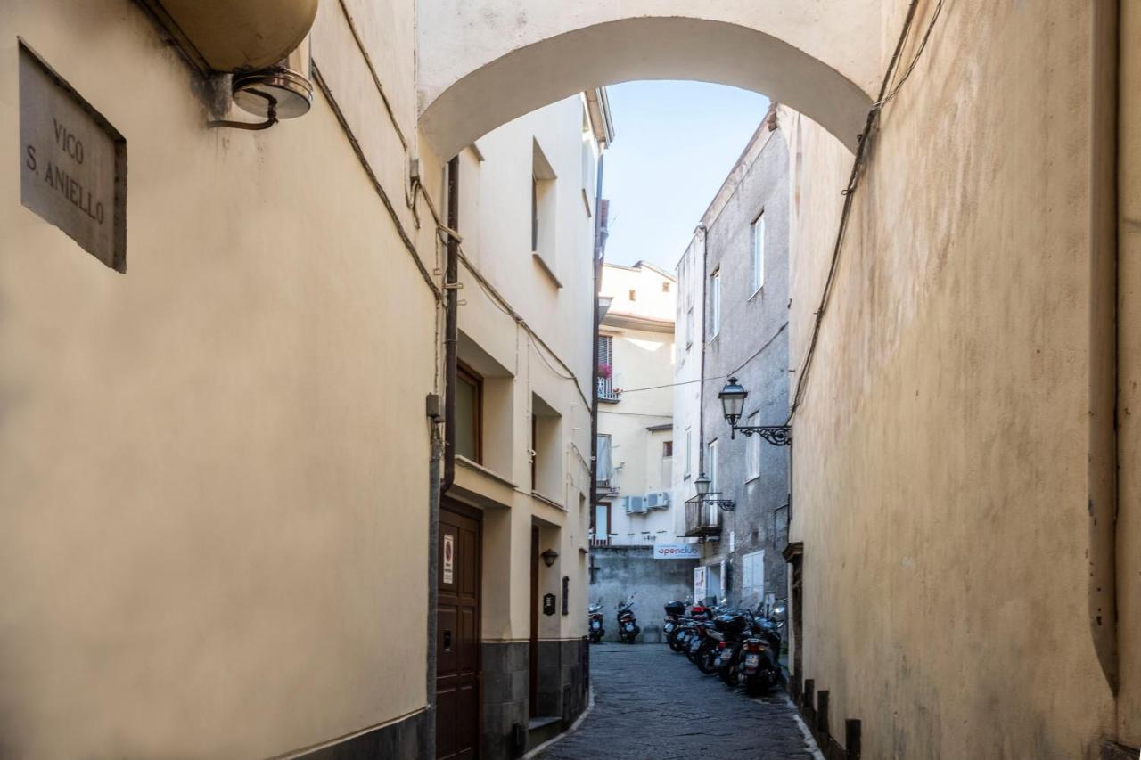 Appartamento 36 Steps In Tasso Square Sorrento Esterno foto